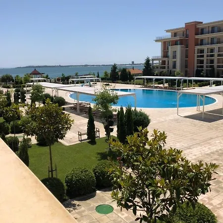 Private Apartment 156 In Prestige Fort Beach Sveti Vlas Exterior photo